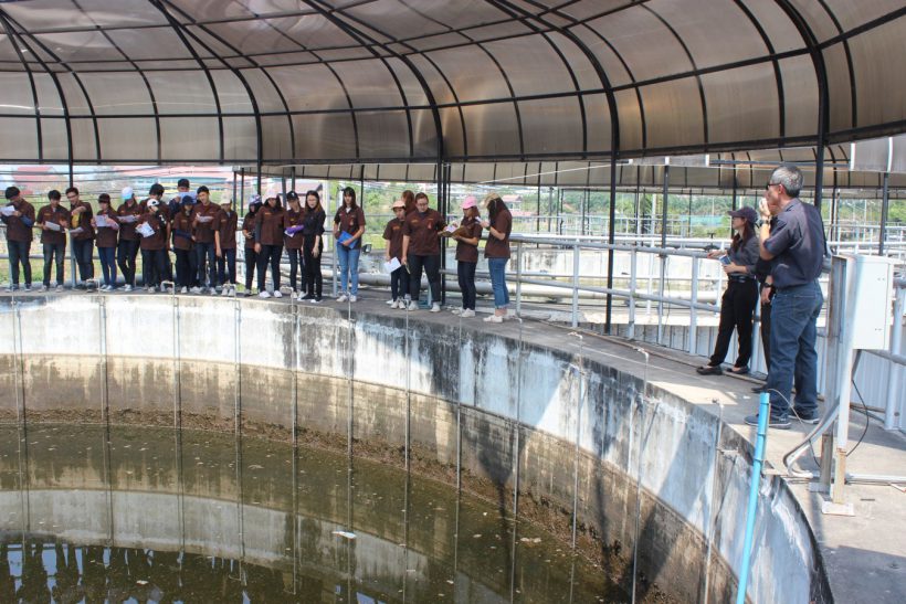 นักศึกษาม.เทคโนโลยีราชมงคลล้านนาศึกษาดูงานที่โรงบำบัดน้ำเสีย ม.แม่โจ้