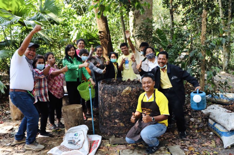 มหาวิทยาลัยแม่โจ้ – ชุมพร ร่วมบรรยายเรื่องมาตรฐานเกษตรอินทรีย์ ให้แก่เกษตรกร จังหวัดชุมพร