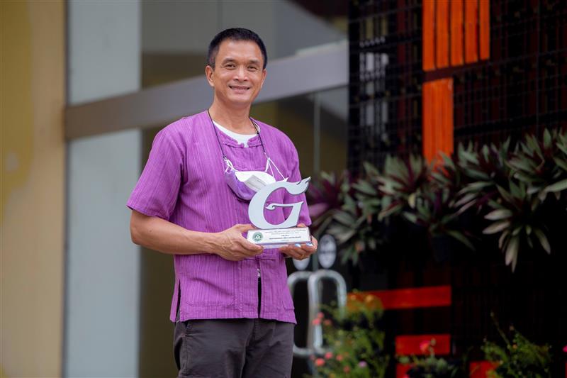 Faculty of Information and Communications received an award for the Green Office audit results in 2020 at a very good level (G Silver) from Ministry of Natural Resources and EnvironmentAssociate